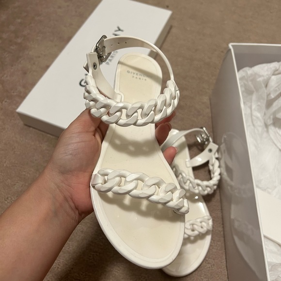 Givenchy-Jelly Flat Sandal size: 35(5) color: off white - Picture 6 of 8
